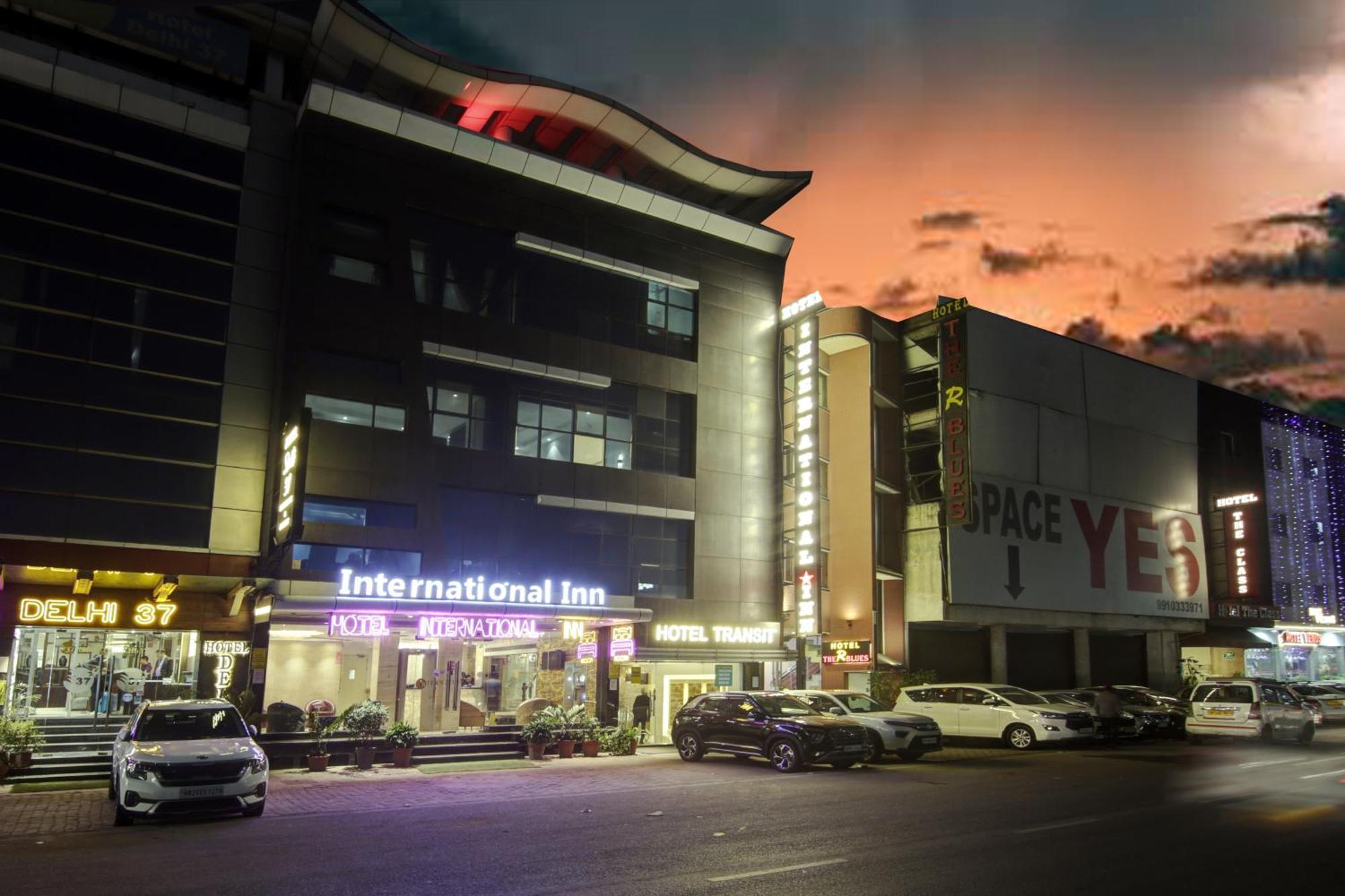 Hotel International Inn - Near Delhi Airport Nova Deli Exterior foto